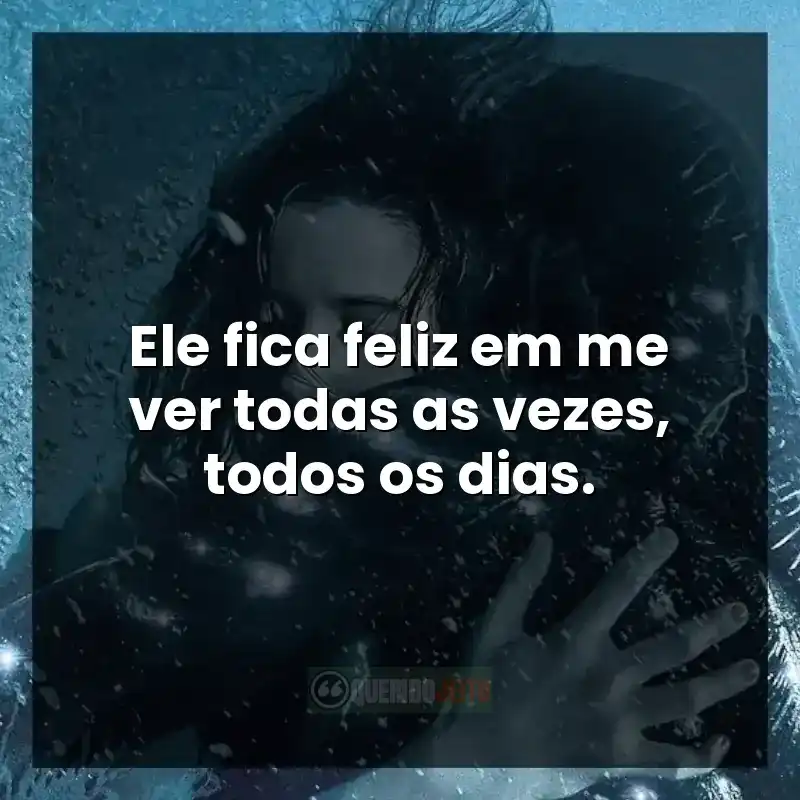 Frases do filme A Forma da Água: Ele fica feliz em me ver todas as vezes, todos os dias.