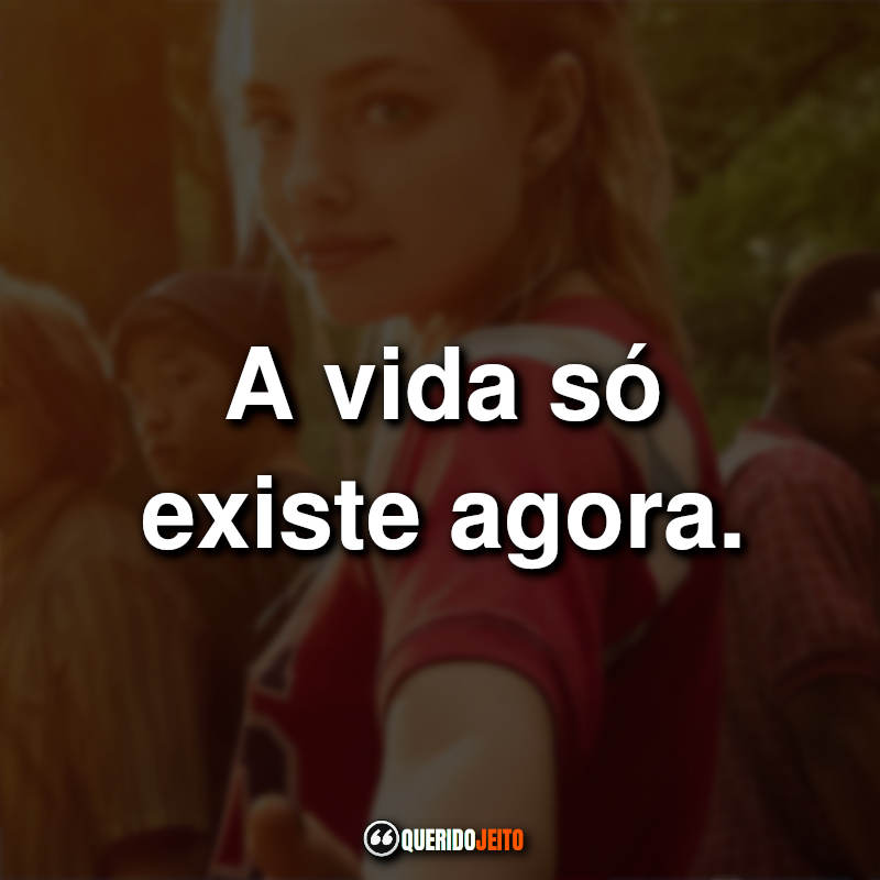 "A vida só existe agora." Frases Looking For Alaska Facebook.