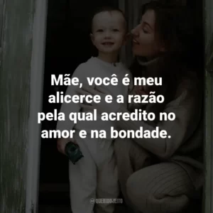 Mãe, você é meu alicerce e a razão pela qual acredito no amor e na bondade.