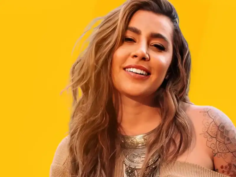 Poster de Lauana Prado com frases marcantes e mensagens inspiradoras